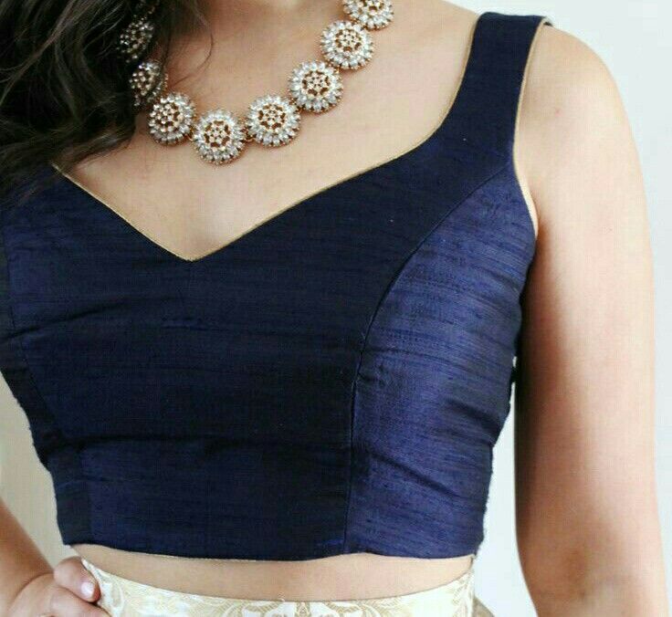 Sleeves less blouse