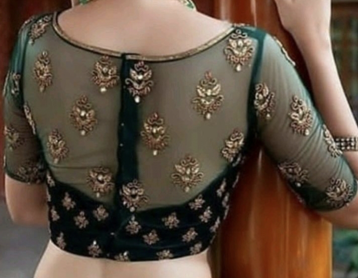 Net pattern blouse